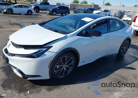 2026 Toyota Prius Limited Awd-E z USA, uszkodzony, nr VIN JTDADABU0T3031153